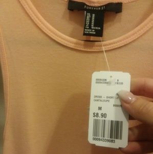 Forever 21 Dresses - Forever 21 peach dress Forever 21 Dresses - Forever 21 peach dress